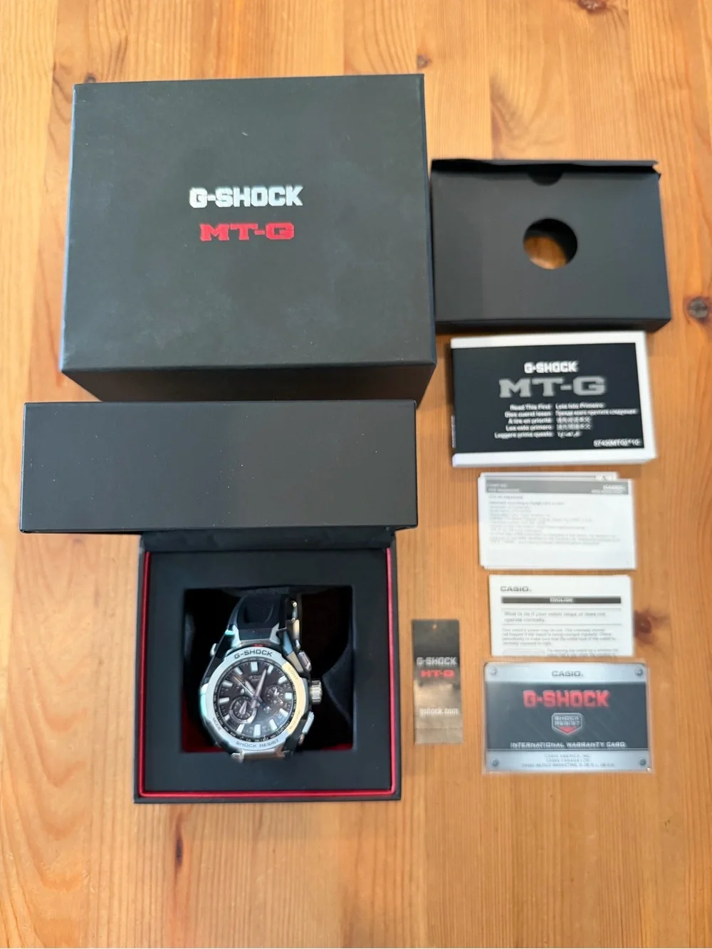 Casio MTG-B4000 Watch